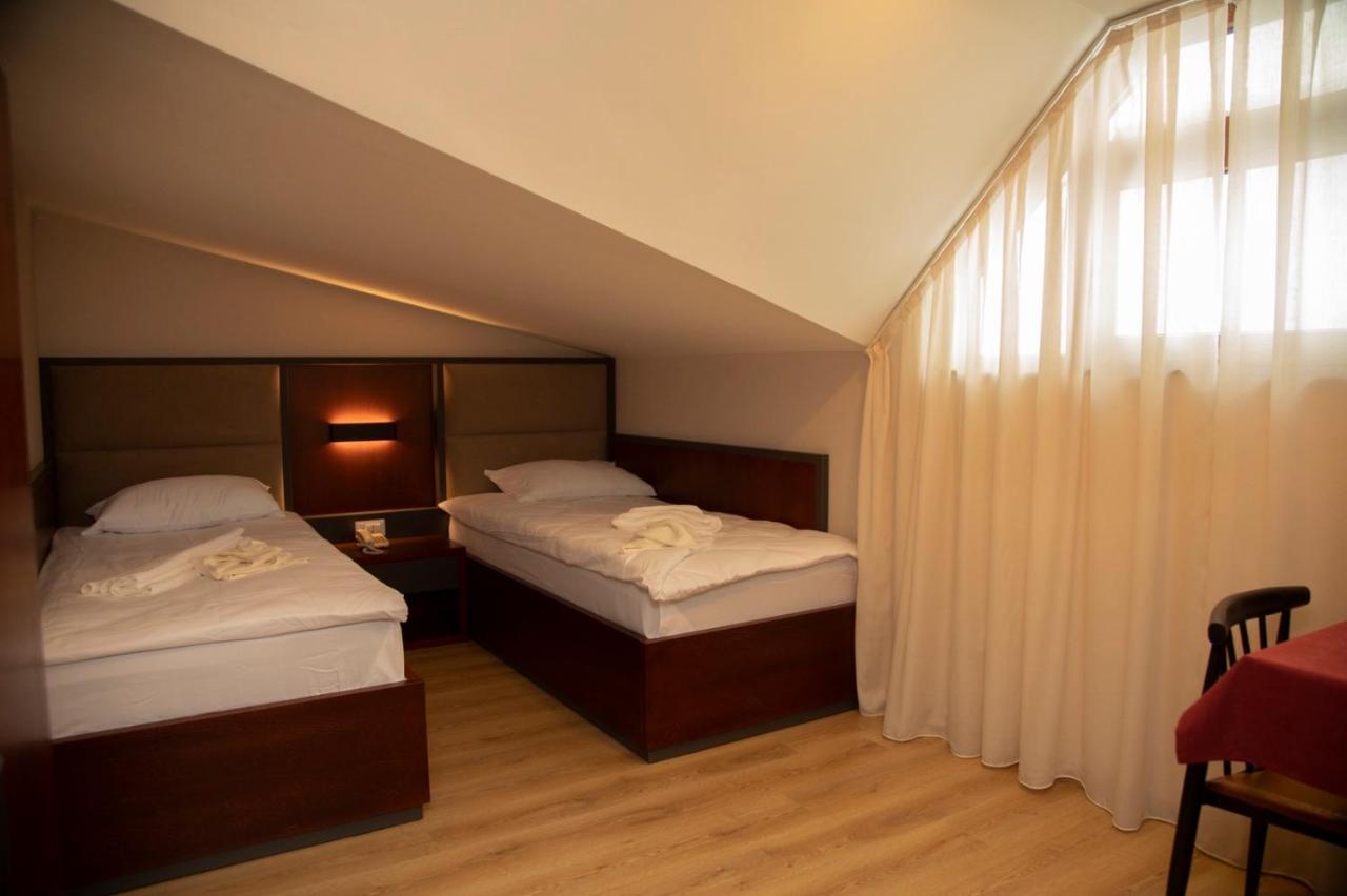 Hotel Oferta Prizren Exteriér fotografie