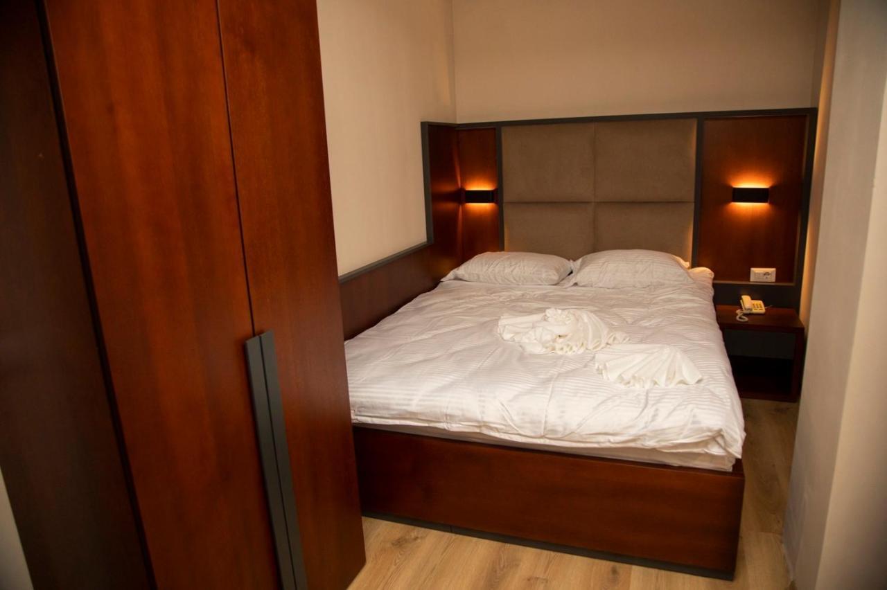Hotel Oferta Prizren Exteriér fotografie