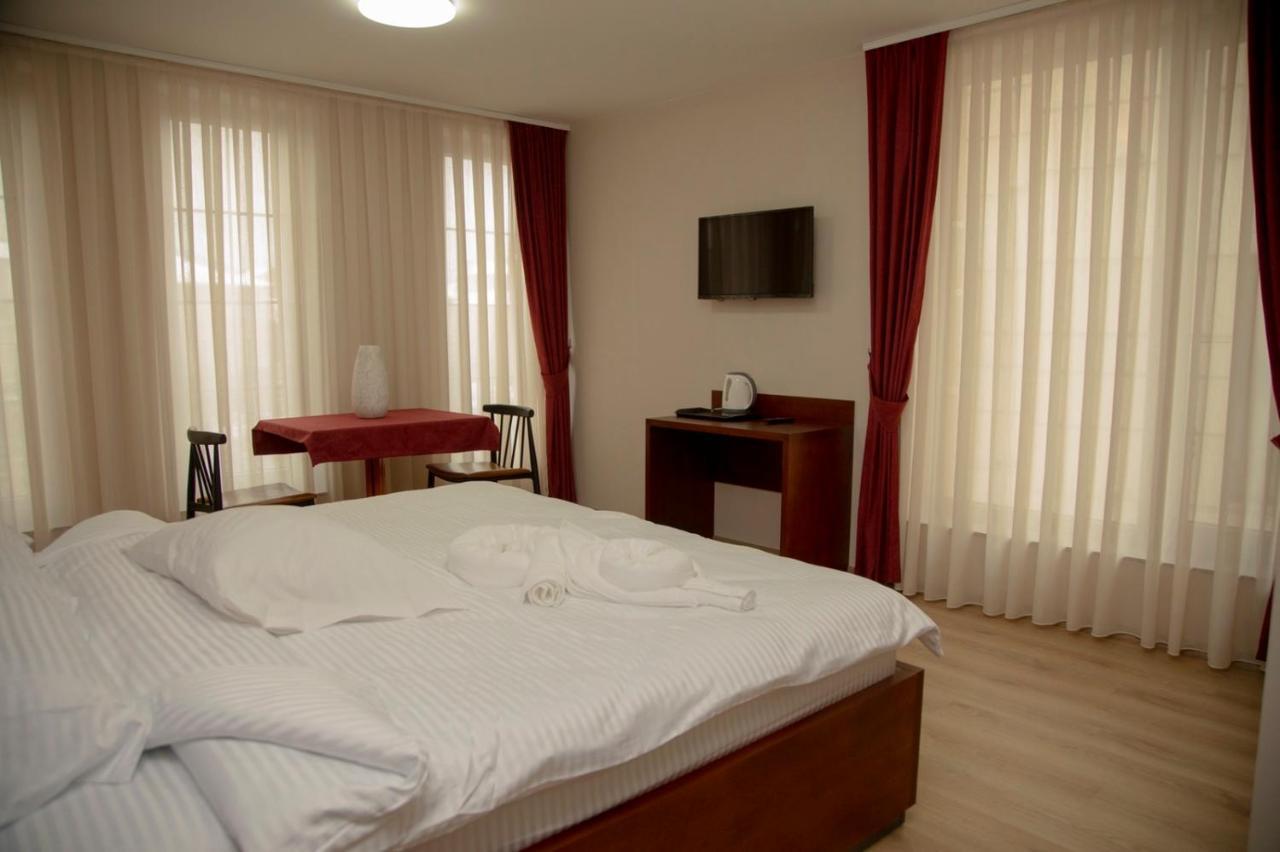 Hotel Oferta Prizren Exteriér fotografie